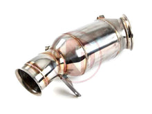 Load image into Gallery viewer, Wagner Tuning BMW N55 EVO2 Competition Intercooler & High-Flow Catted Downpipe Kit 07/2013+ | M2 F87, M135i F20/F21, M235i F22/F23, 335i F30/F31/F34, 435i F32/F33 | Euro 6 300 CPSI Sports Cat, Plug & Play