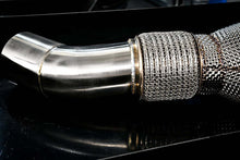 Load image into Gallery viewer, Osprey Performance BMW B58 200 Cell Sports Cat Downpipe for M140i, M240i & 340i – Stainless Steel High-Flow Turbo Exhaust Upgrade