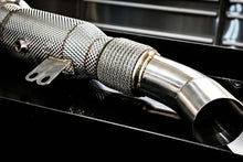 Load image into Gallery viewer, Osprey Performance BMW B58 200 Cell Sports Cat Downpipe for M140i, M240i & 340i – Stainless Steel High-Flow Turbo Exhaust Upgrade