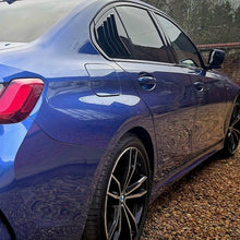 Load image into Gallery viewer, Gloss Black Window Louver Vents for BMW 3 Series G20 19-25
