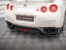 Load image into Gallery viewer, Maxton Design - CENTRAL REAR SPLITTER (VERTICAL BARS) NISSAN GTR R35 1ST FACELIFT
