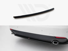 Load image into Gallery viewer, Maxton Design - Central Rear Splitter BMW 4 Coupe / Cabrio G22 / G23
