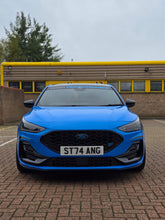 Load image into Gallery viewer, Mk4.5 Focus ST &amp; ST Line Outer Front Quarter Set (Facelift Only)
