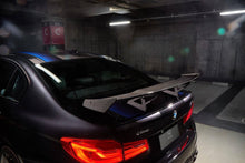 Load image into Gallery viewer, 3DDesign Carbon Fibre Rear Wing Spoiler for BMW 5 Series &amp; M5 (2017-2023, G30 F90)
