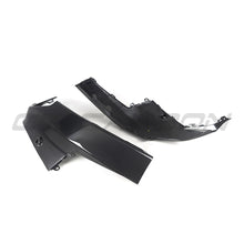 Load image into Gallery viewer, BMW G42 2 SERIES CARBON FIBRE REAR BUMPER CORNERS
