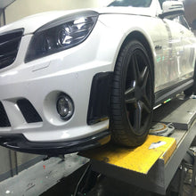 Load image into Gallery viewer, AMG Style Carbon Fibre Front Splitter for Mercedes Benz W204 C63 Pre-Facelift 07-11
