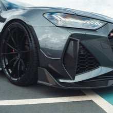 Load image into Gallery viewer, AUDI RS6/RS7 C8 AVANT CARBON FIBRE FRONT BUMPER VENT TRIM
