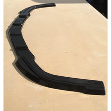 Load image into Gallery viewer, Astra H VXR 05-10 Front Splitter
