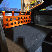 Load image into Gallery viewer, Audi TT Mk2 8J Strut bar and Cargo net

