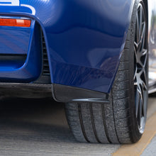 Load image into Gallery viewer, BMW M3/M4 (F80 F82 F83) CARBON FIBRE REAR BUMPER CORNERS
