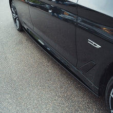 Load image into Gallery viewer, BMW 5 SERIES G30 LCI 21+ GLOSS BLACK KIT - MP STYLE
