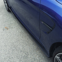Load image into Gallery viewer, BMW M3/M4 (F80 F82 F83) CARBON FIBRE SIDE SKIRTS - 3D STYLE
