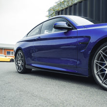 Load image into Gallery viewer, BMW M3/M4 (F80 F82 F83) CARBON FIBRE SIDE SKIRTS - 3D STYLE
