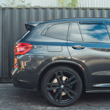 Load image into Gallery viewer, BMW X3 G01 CARBON FIBRE REAR BUMPER CORNERS
