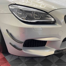 Load image into Gallery viewer, Carbon Fibre Front Canards Set for BMW F06 F12 F13 M6 11-18
