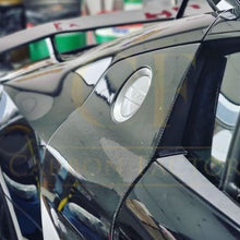 Load image into Gallery viewer, Carbon Fibre Side Fender Panels Blade for Audi R8 Gen 1 08-14
