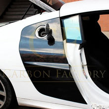 Load image into Gallery viewer, Carbon Fibre Side Fender Panels Blade for Audi R8 Gen 1 08-14
