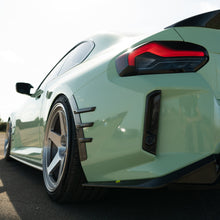 Load image into Gallery viewer, BMW G87 M2 CARBON FIBRE REAR SIDE FENDER TRIM
