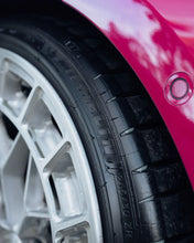 Load image into Gallery viewer, Stjarnagloss Gummi - Trim and Tyre Dressing
