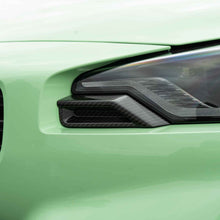 Load image into Gallery viewer, BMW G87 M2 CARBON FIBRE FRONT HEAD LIGHT ADD ON - CT DESIGN
