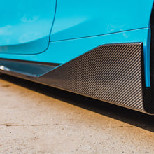 Load image into Gallery viewer, MP Style Pre-Preg Carbon Fibre Side Skirts for BMW G80 G81 M3 21-Present
