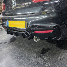 Load image into Gallery viewer, Gloss Black Rear Diffuser Dual Exhaust for BMW F20 1 Series LCI 15-19
