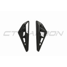 Load image into Gallery viewer, BMW G05 X5 GLOSS BLACK FENDER TRIM
