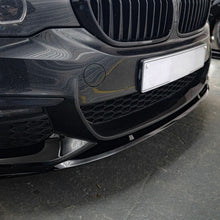Load image into Gallery viewer, MP Style Gloss Black Front Splitter for BMW G30 G31 5 Series Pre-LCI 17-20
