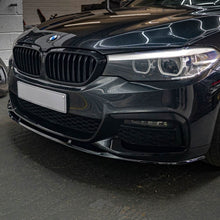Load image into Gallery viewer, MP Style Gloss Black Front Splitter for BMW G30 G31 5 Series Pre-LCI 17-20
