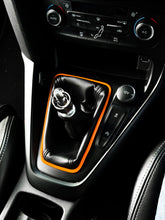 Load image into Gallery viewer, Mk3.5 Focus (Facelift only) Gear shift Gaiter Surround Gel
