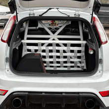 Load image into Gallery viewer, Ford Focus Mk2 ST RS Strut bar and Cargo net
