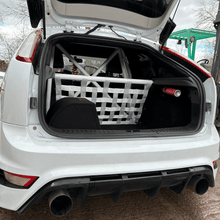 Load image into Gallery viewer, Ford Focus Mk2 ST RS Strut bar and Cargo net
