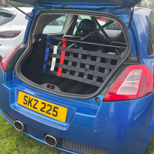 Load image into Gallery viewer, Renault Megane Mk2 RS 225 Strut bar and Cargo net
