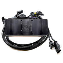 Load image into Gallery viewer, JB4 Plug-and-Play Piggyback ECU Performance Tuning Box for BMW M5 S68 G90 Saloon/G99 Touring (2025+)
