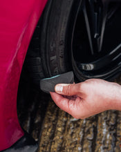 Load image into Gallery viewer, Stjarnagloss Gummi - Trim and Tyre Dressing
