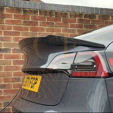 Load image into Gallery viewer, V Style Carbon Fibre Boot Spoiler for Tesla Model 3 16-23
