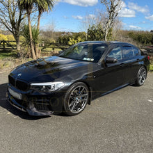 Load image into Gallery viewer, V Style Carbon Fibre Front Splitter for BMW G30 5 Series M Sport 17-20
