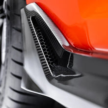 Load image into Gallery viewer, Vorsteiner BMW G87 M2 VRS Aero Vented Fenders with Side Skirts - Carbon Fibre Glossy
