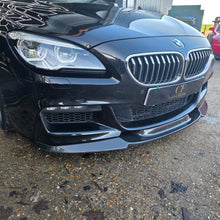 Load image into Gallery viewer, V Style Carbon Fibre Front Splitter for BMW F06 F12 F13 6 Series 11-18
