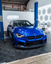 Load image into Gallery viewer, BMW G87 M2 TR87 Carbon Fibre Flat Front Splitter by TRE (2023+)
