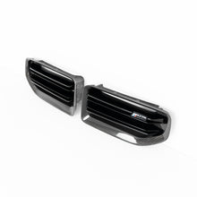 Load image into Gallery viewer, BMW M2 G87 Pre-Preg Carbon Fibre TR87 Front Grilles by TRE (2023+)
