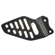 Load image into Gallery viewer, Pre-preg Carbon Fibre Carbon Heel Guards for Yamaha R6 2017-2022
