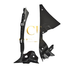 Load image into Gallery viewer, Pre-preg Carbon Fibre Carbon Side Panels A for Yamaha R6 2017-2022
