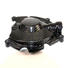 Load image into Gallery viewer, Pre-preg Carbon Fibre Engine Clutch Cover for Yamaha R1 2015-2019
