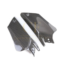 Load image into Gallery viewer, Pre-preg Carbon Fibre Side Panels for Yamaha R7 2022-Present

