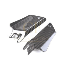 Load image into Gallery viewer, Pre-preg Carbon Fibre Side Panels for Yamaha R7 2022-Present
