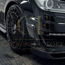 Load image into Gallery viewer, Carbon Fibre Side Vents for Mercedes Benz W204 C63 12-14
