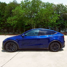 Load image into Gallery viewer, Pre-Preg Carbon Fibre Fender Trims for Tesla Model Y 19-23
