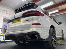 Load image into Gallery viewer, BMW X5 G05 CARBON FIBRE DIFFUSER - CT DESIGN
