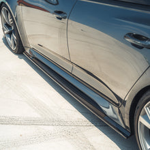 Load image into Gallery viewer, AUDI RS6/RS7 C8 AVANT CARBON FIBRE SIDE SKIRTS - CT DESIGN
